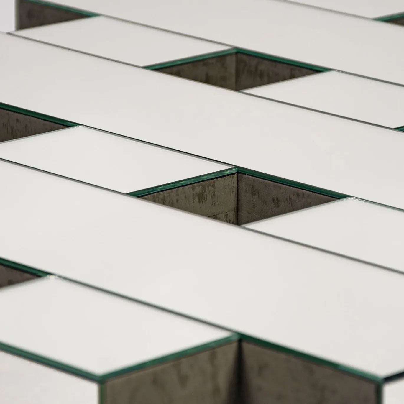 Tavolino Terry Glace Mirror di Giannella Ventura