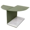 Tavolino Tito in metallo verde con base in marmo bianco di Carrara