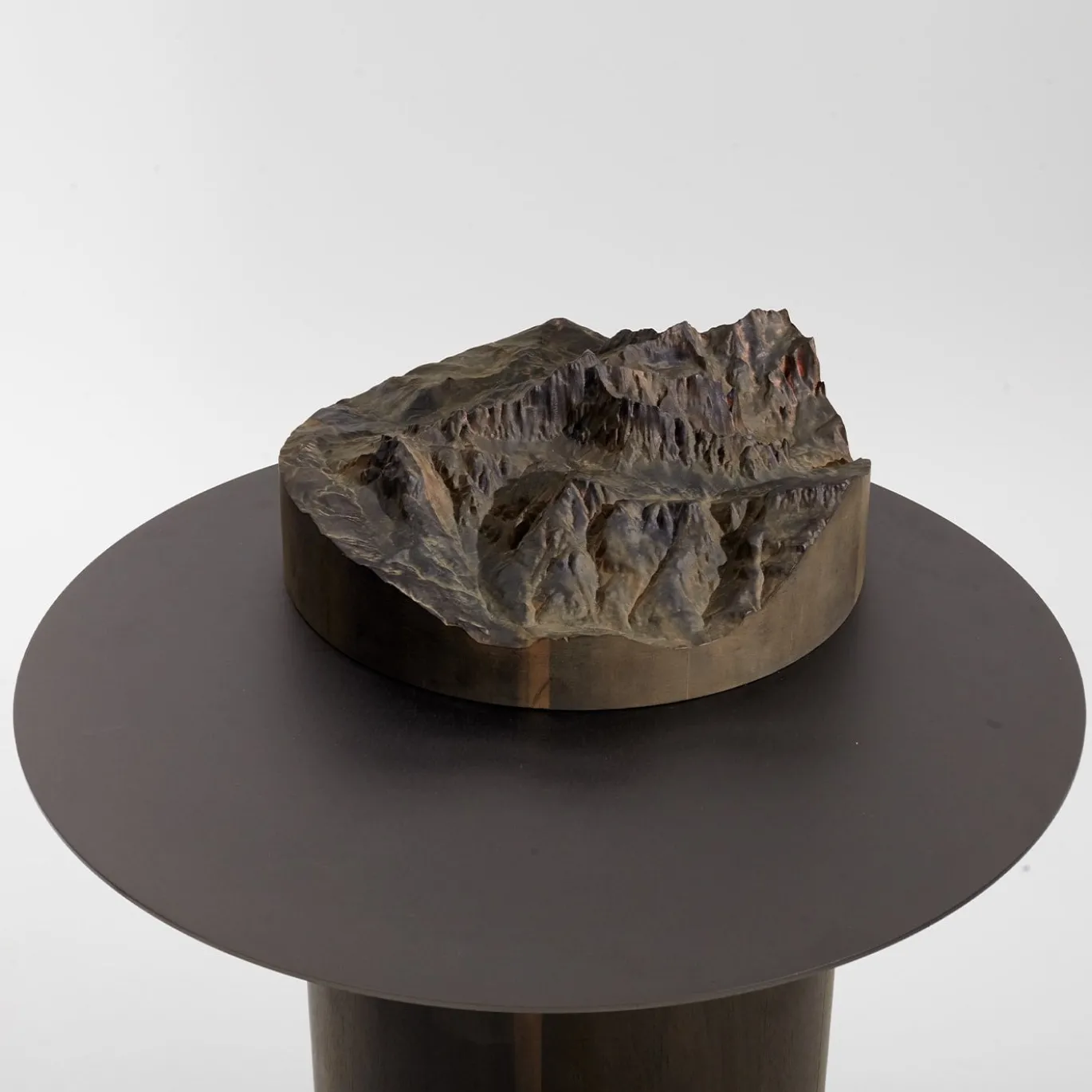 Tavolino topografico Top #2 designed by Riccardo Vendramin