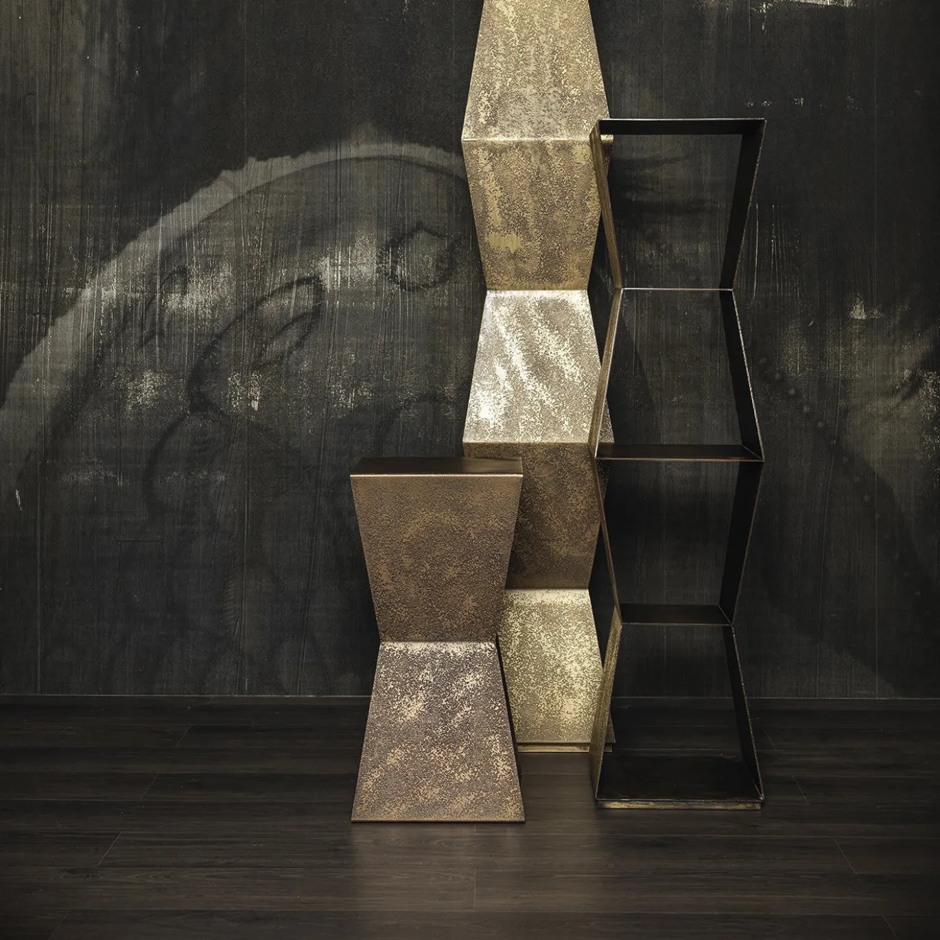 Tavolino Tula in bronzo