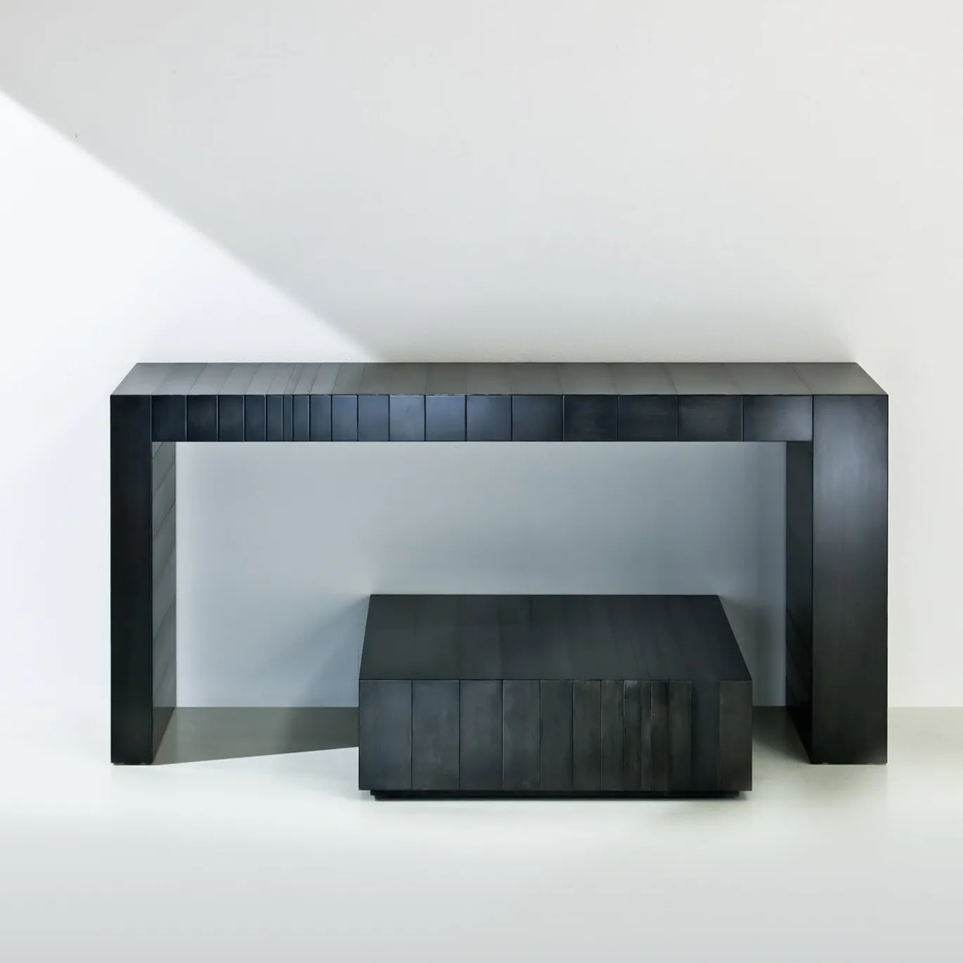 Tavolo consolle Black Stars ST 21 di Bartoli Design