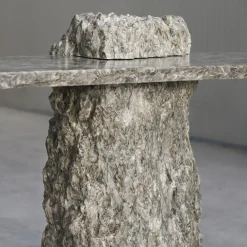 Tavolo consolle Strata in alabastro grigio