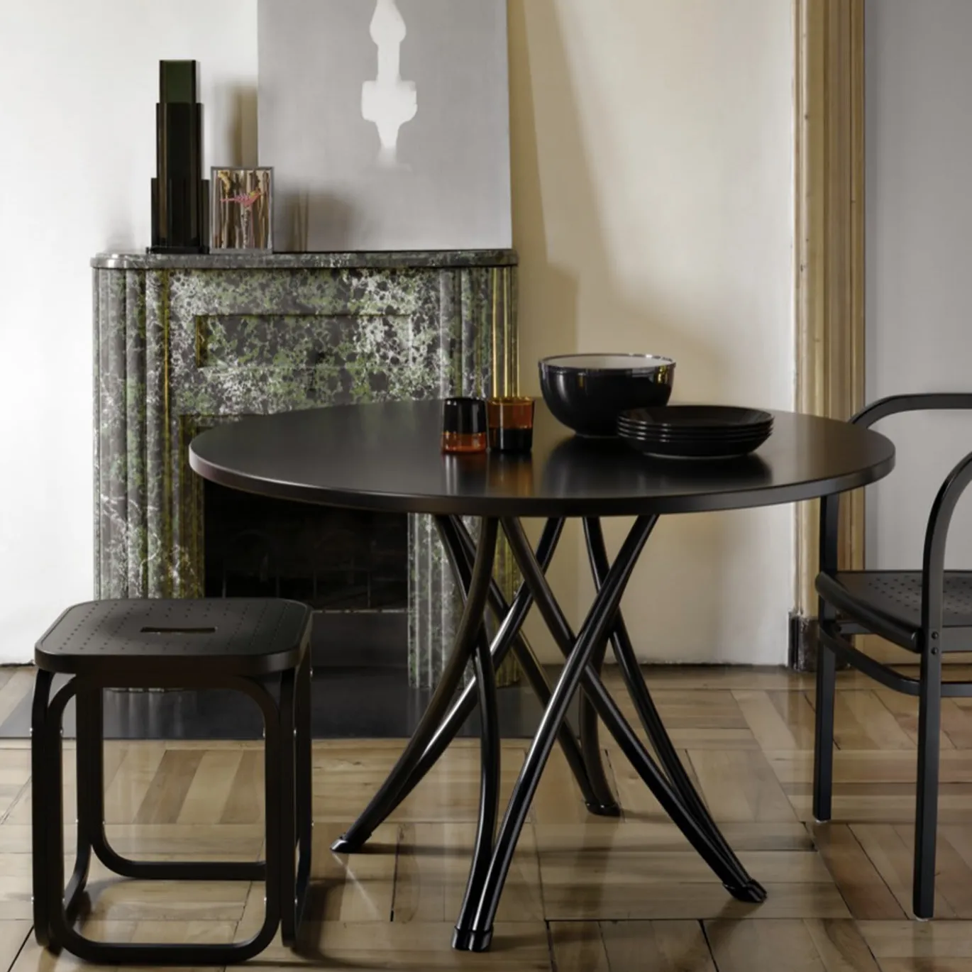Tavolo da bistrot Rehbeintisch di GEBRÜDER THONET