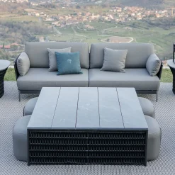 Tavolo da cocktail quadrato per esterni con piano in pietra