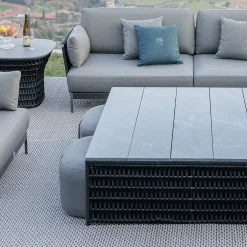 Tavolo da cocktail quadrato per esterni con piano in pietra