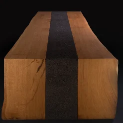 Tavolo da pranzo Columna in legno di rovere
