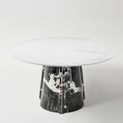 Tavolo da pranzo Elitra in marmo Grand Antique nero con piano in marmo bianco di Carrara