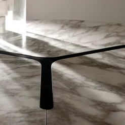 Tavolo da pranzo Infinity di Cesare Arosio