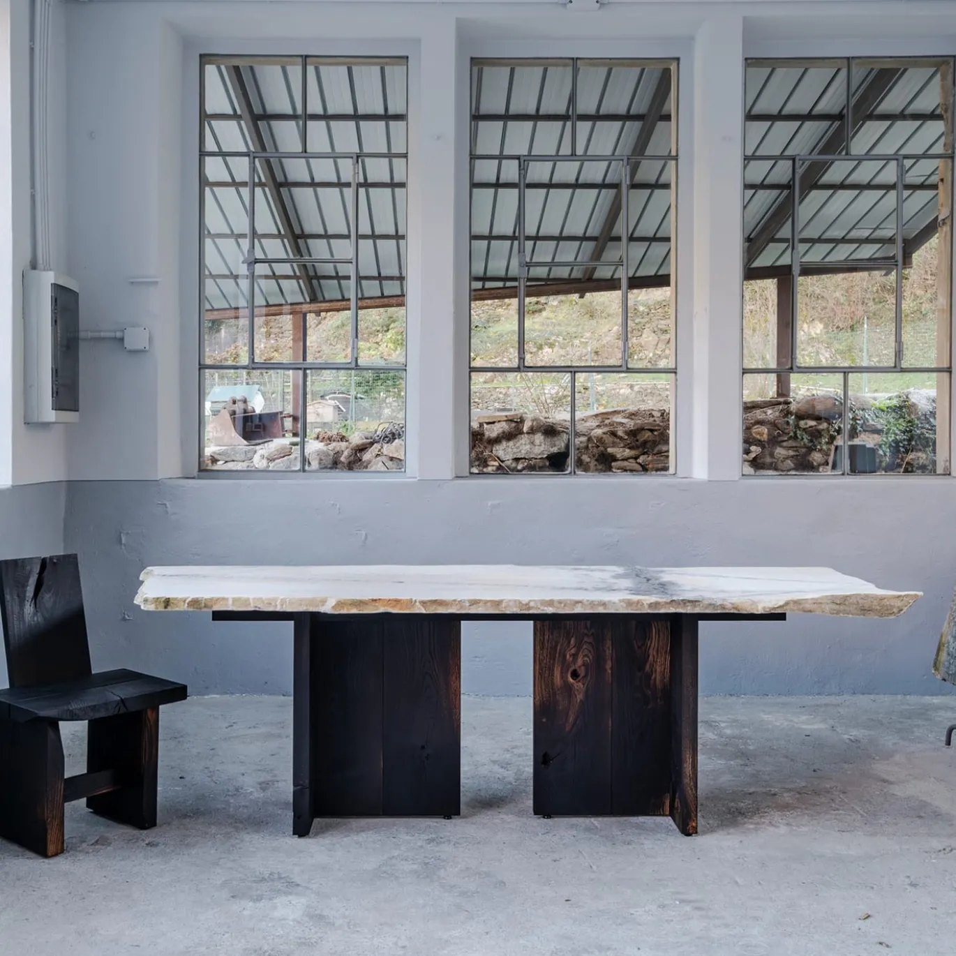 Tavolo da pranzo in marmo e legno di rovere Candoglia Candoglia