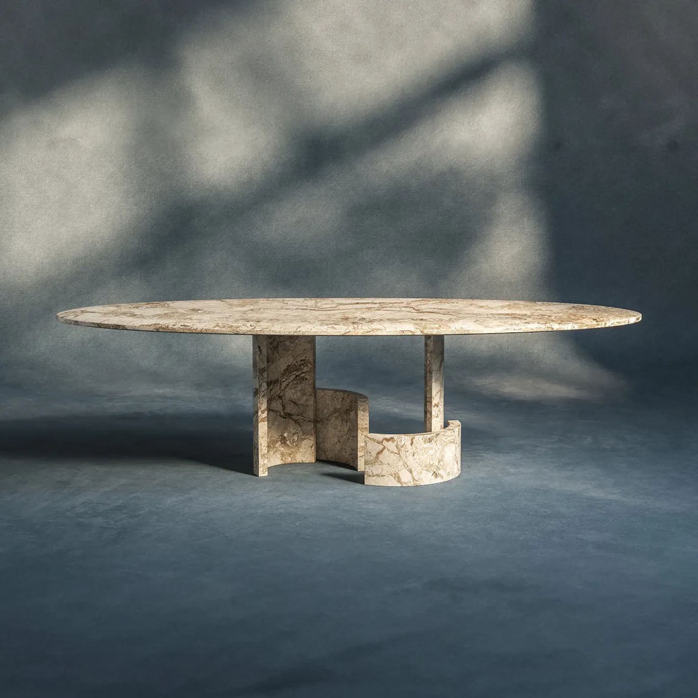 Tavolo da pranzo ovale in marmo beige CC