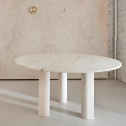 Tavolo da pranzo Rosa Portogallo Marble Lovemelovemenot di Michael Anastassiades