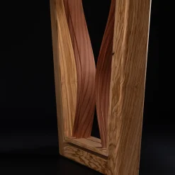 Tavolo da pranzo Solivante in legno di sequoia