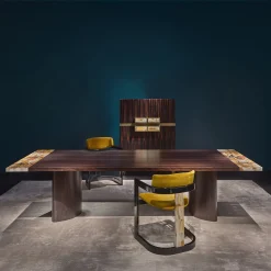 Tavolo da pranzo Tecla in legno di ebano Amara con dettagli in corno