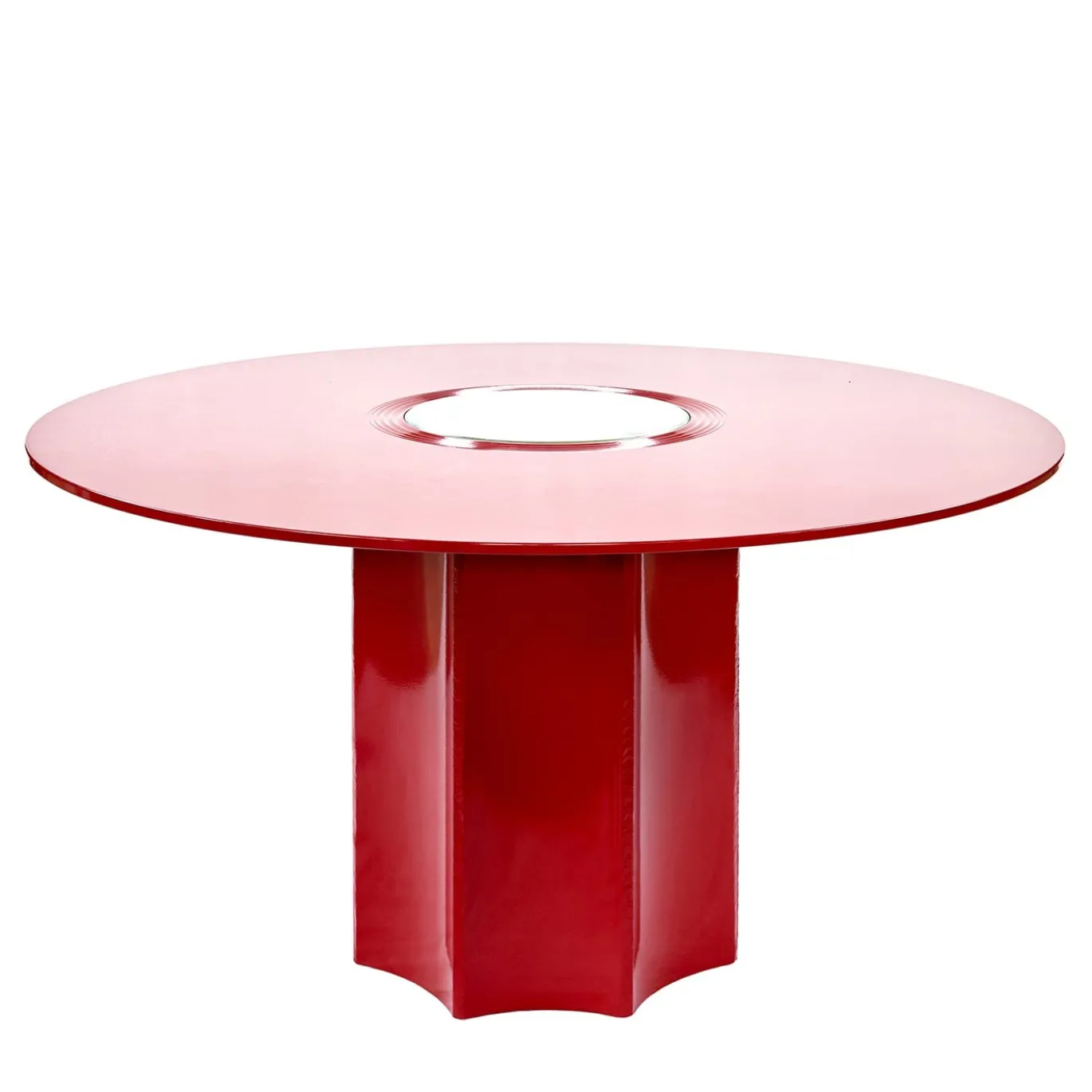 Tavolo rosso di Sovrappensiero