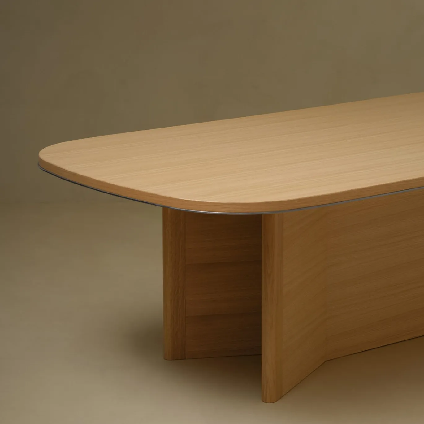 The Vignette Dining Table