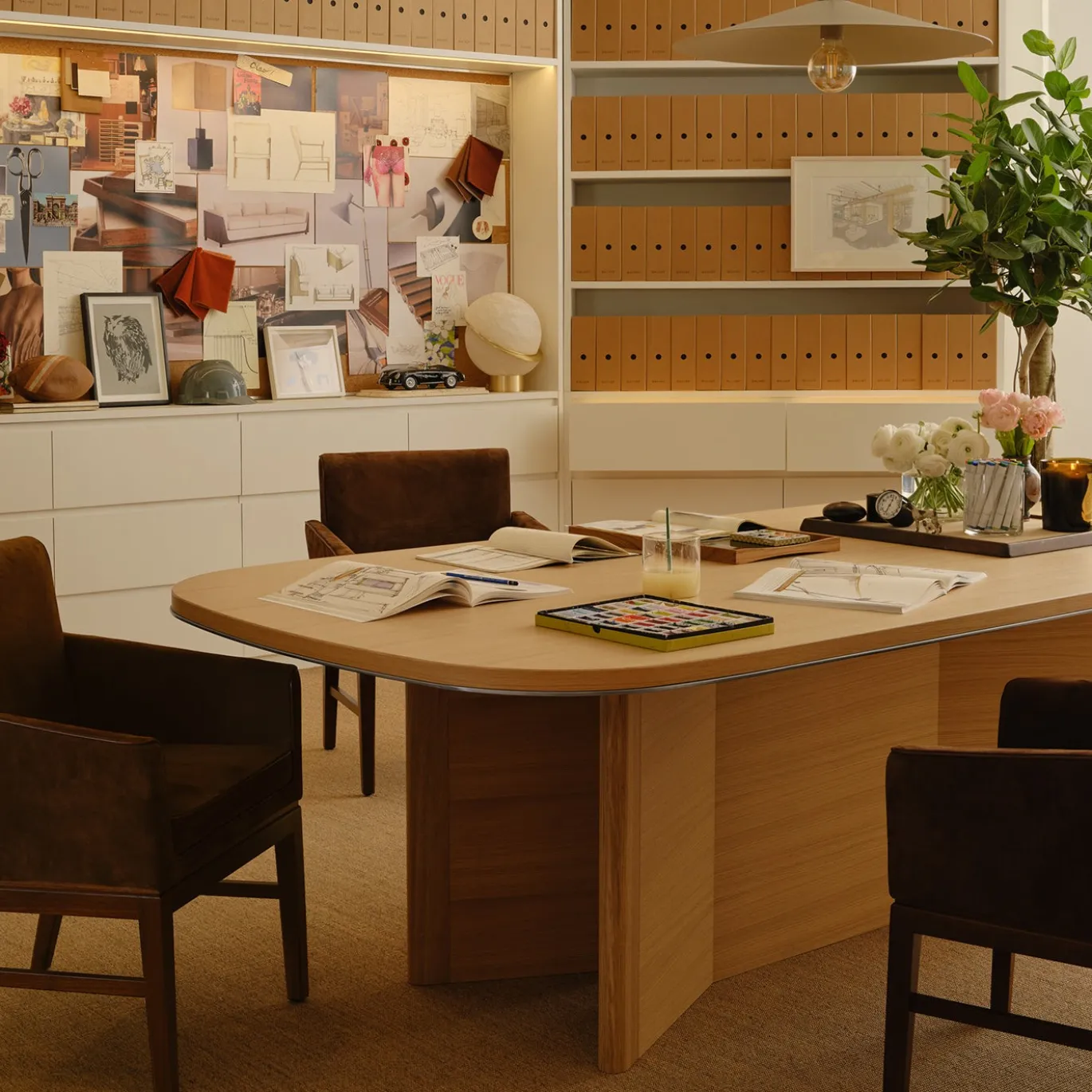 The Vignette Dining Table
