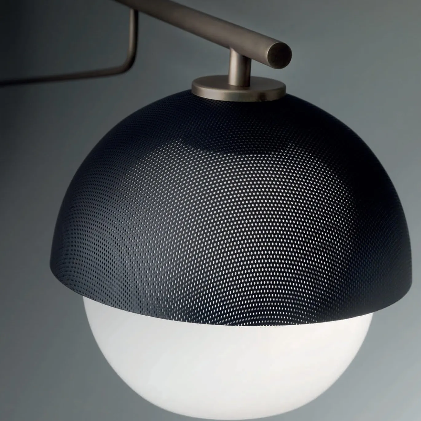 Urban Arm Sconce girevole a parete
