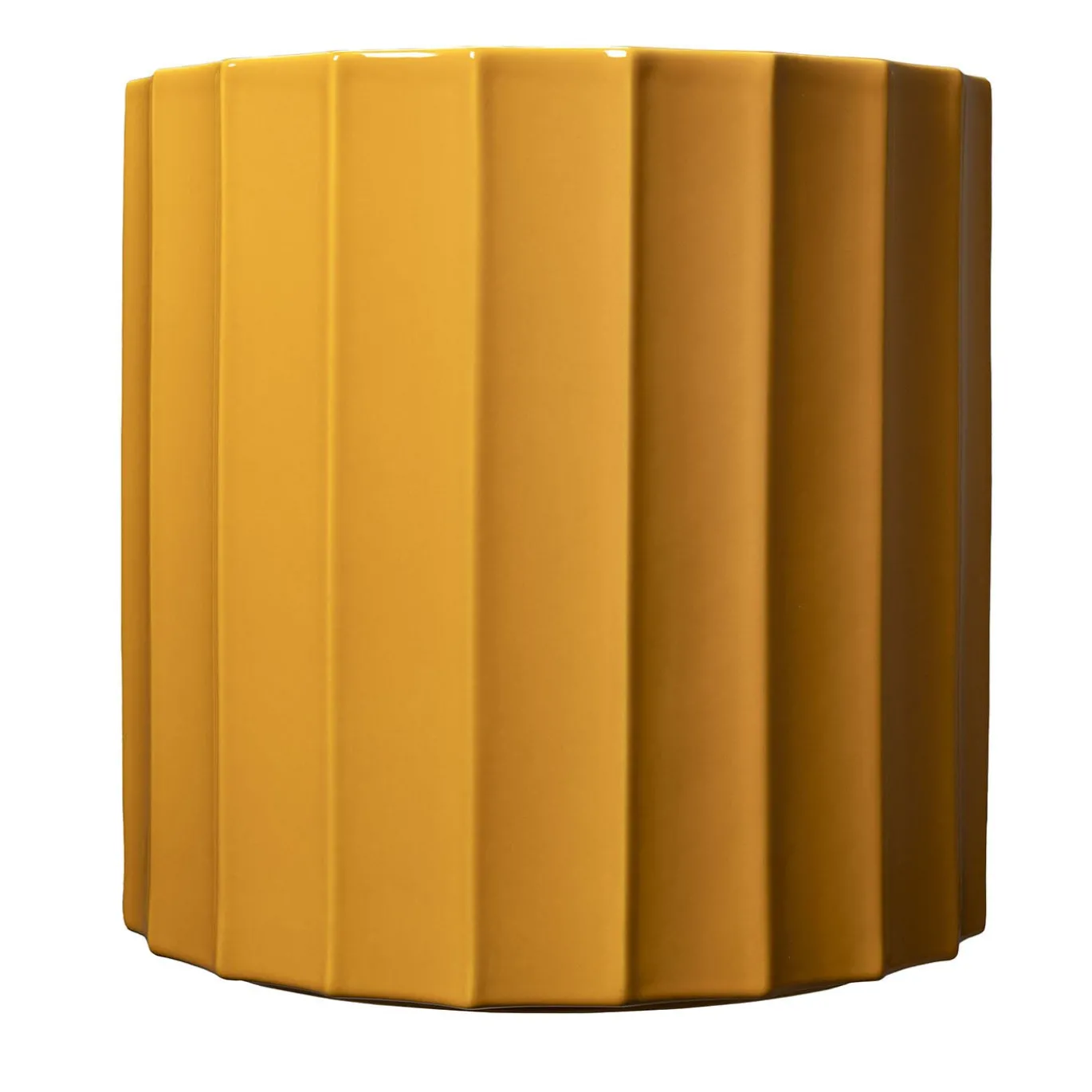 Vaso alto in ceramica gialla Half-Column di Objects Of Common Interest