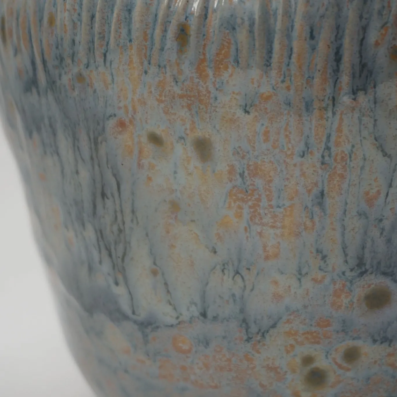Vaso Anfora in ceramica smaltata azzurra