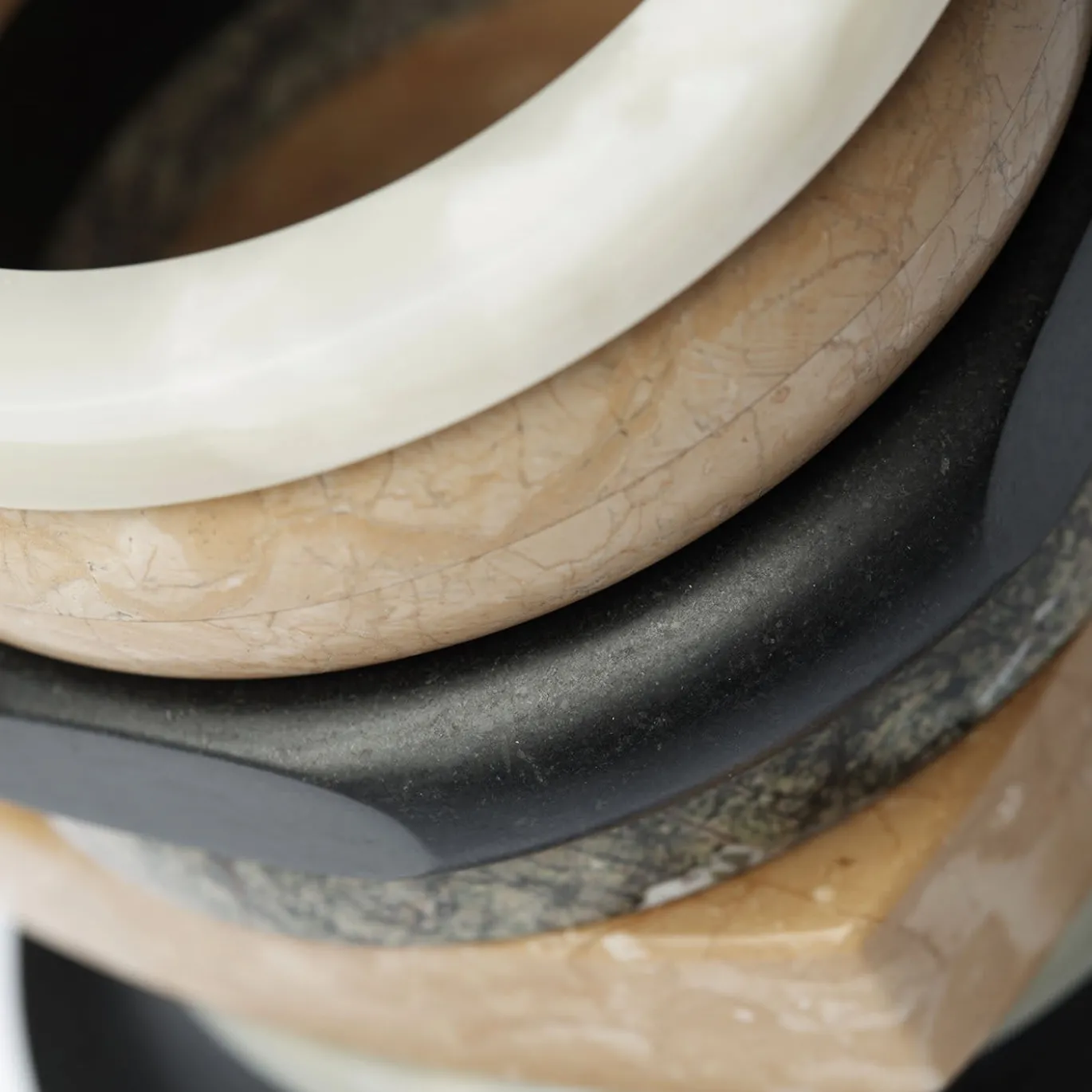 Vaso Anna di Cristina Celestino