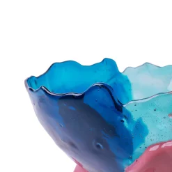 Vaso Big Collina grande in resina multicolore con piedini malva di Gaetano Pesce
