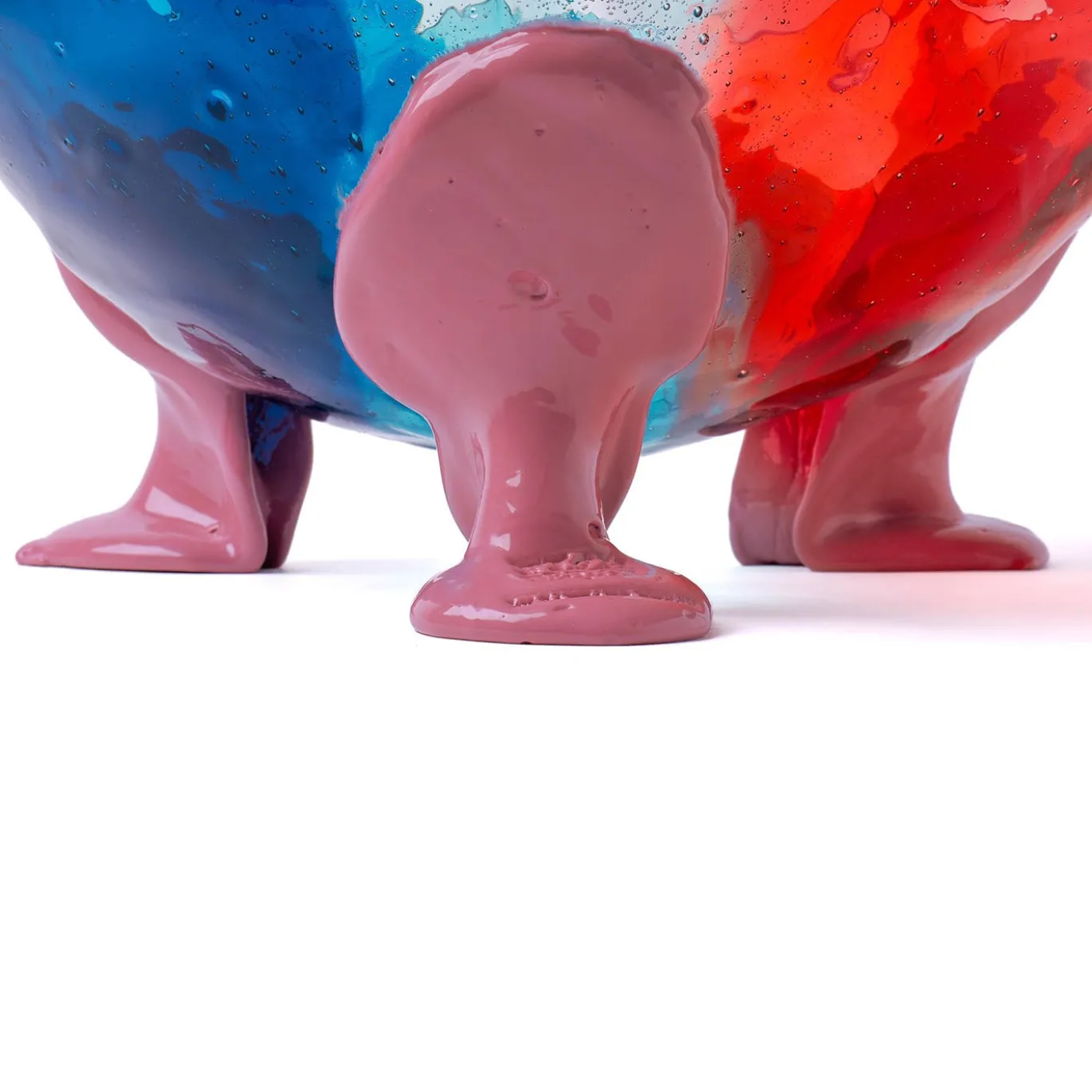 Vaso Big Collina grande in resina multicolore con piedini malva di Gaetano Pesce