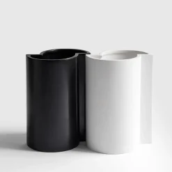 Vaso Bishop in ceramica nera