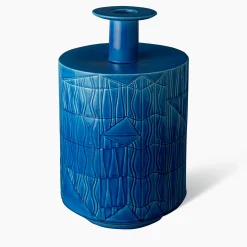 Vaso blu di Bethan Laura Wood