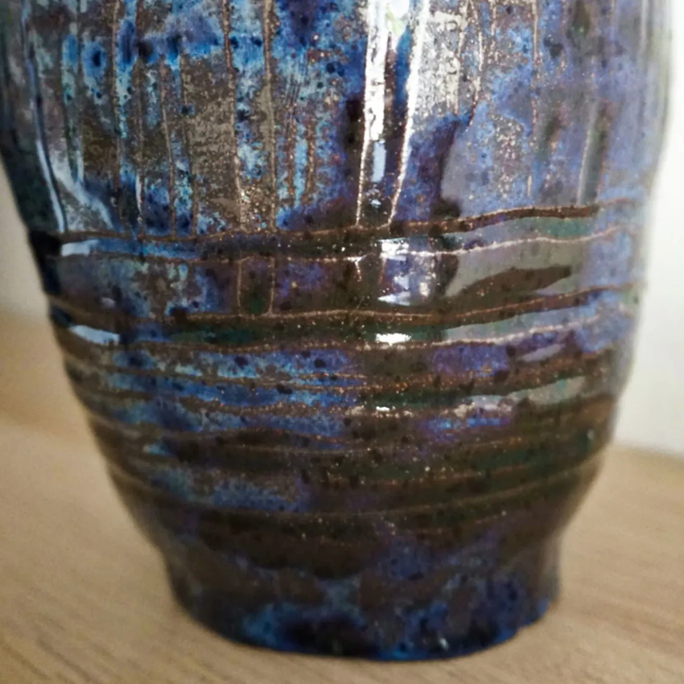 Vaso blu lava