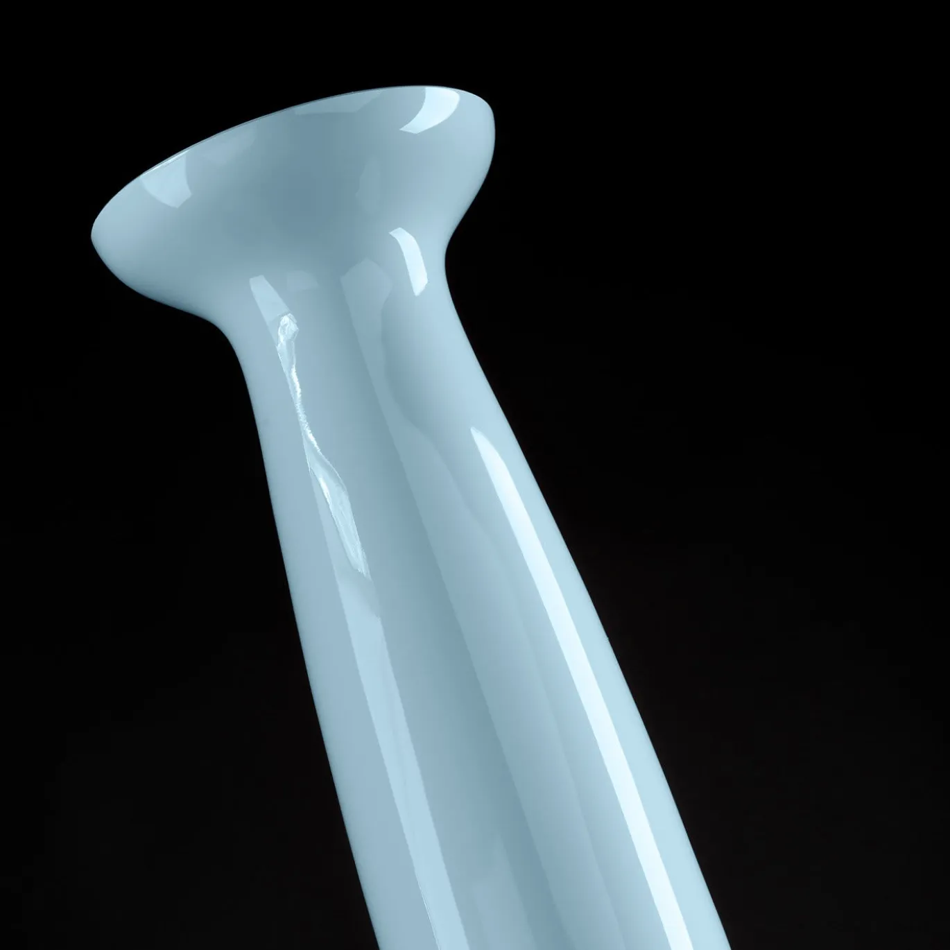 Vaso blu purista Mercury