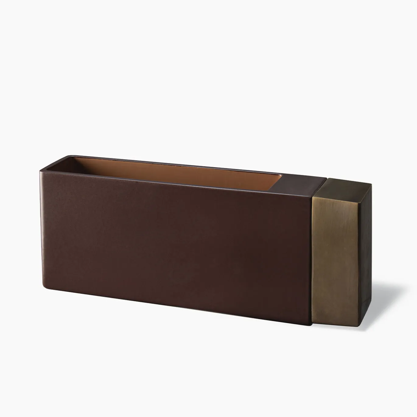 Vaso Bordeaux di Dimorestudio
