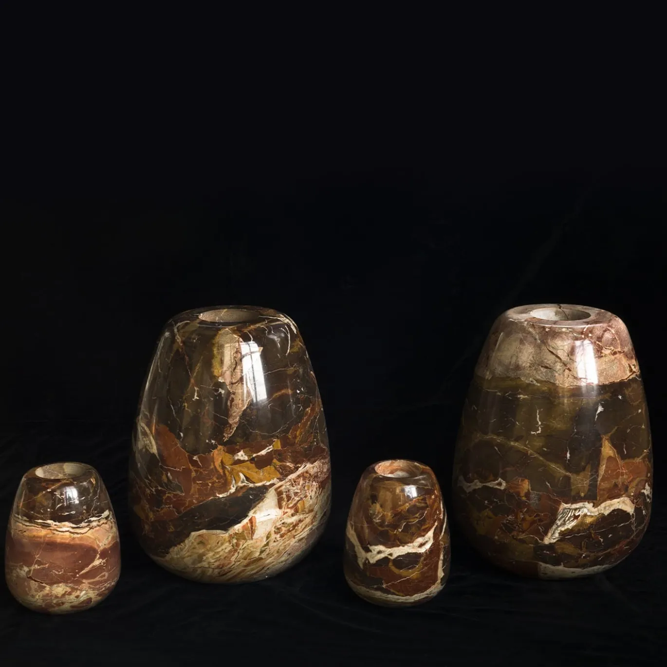 Vaso Breccia Pontificia #1 di Franco Albini