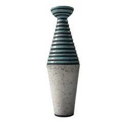 Vaso conico di Aldo Londi