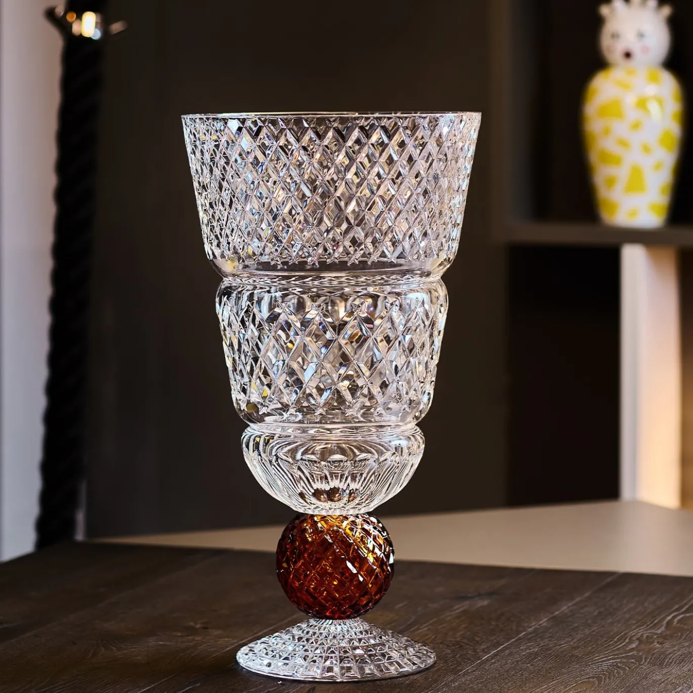 Vaso conico Katherine con sfera d'ambra