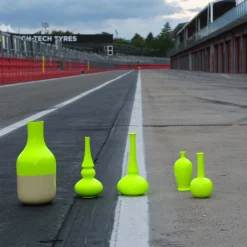 Vaso Curva Gialla in ceramica giallo fluo e zabaione