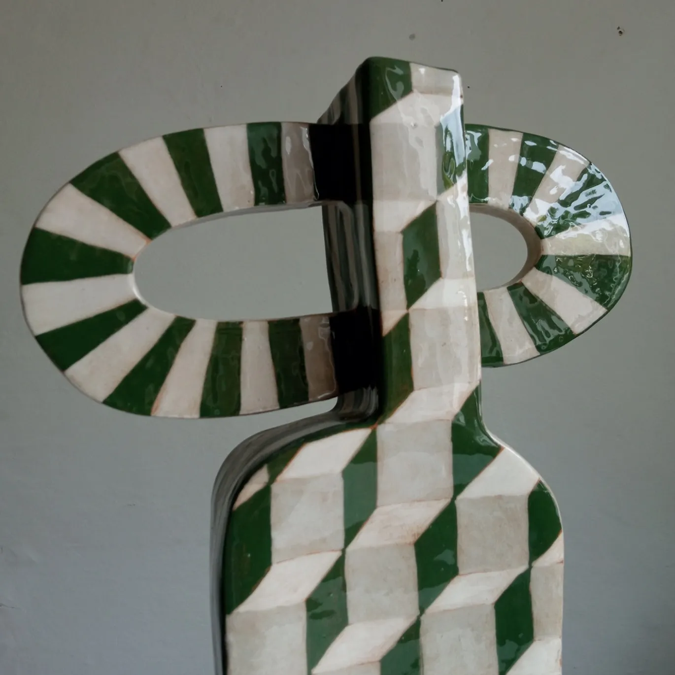 Vaso decorativo Bottle Double-Face verde in terracotta