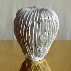 Vaso decorativo Carrube 1 in ceramica bianca