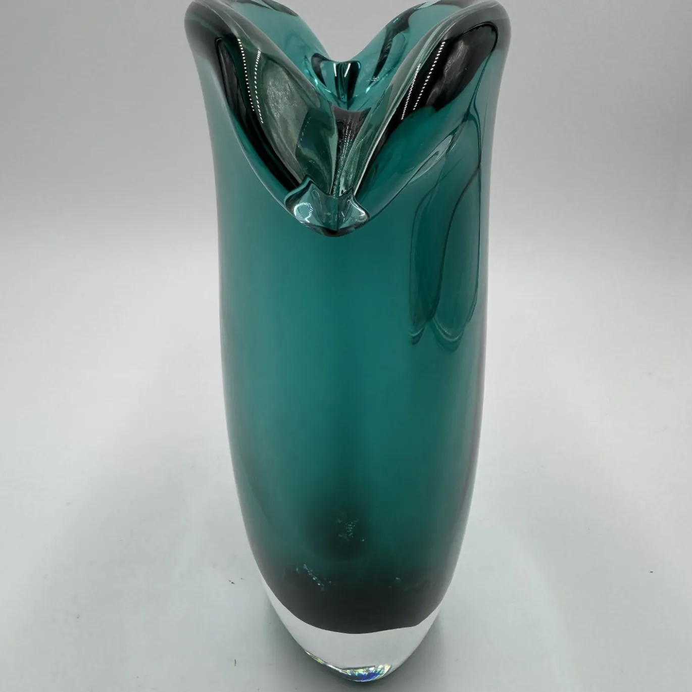 Vaso decorativo Napoleone Sommerso in vetro di Murano verde