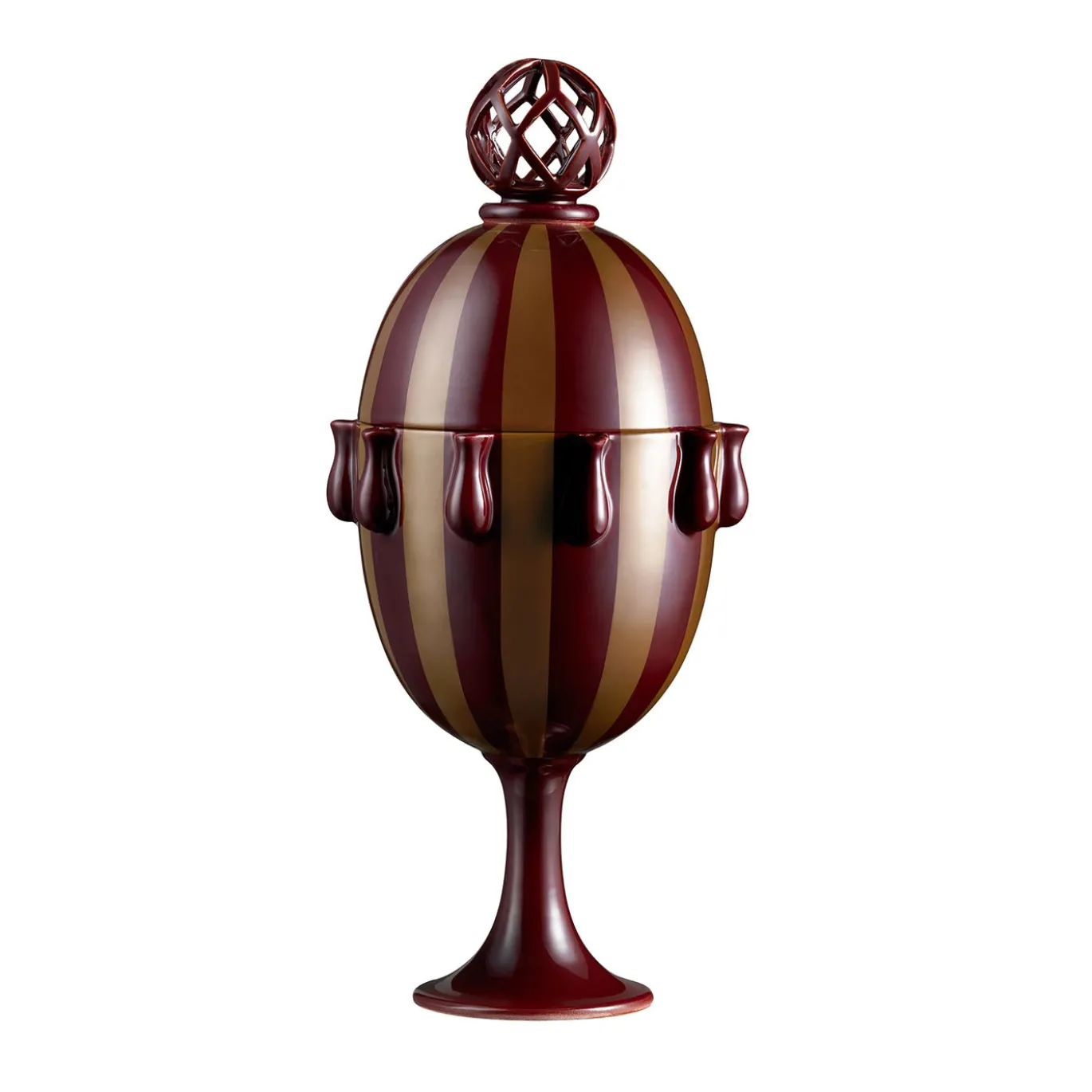 Vaso decorativo Ovum in argilla di Dylan Tripp