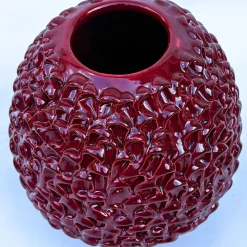 Vaso decorativo Small Round della serie Onda in ceramica rossa