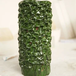 Vaso decorativo Tubino della serie Onda in ceramica verde ossidata