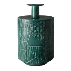 Vaso decorativo verde di Bethan Laura Wood