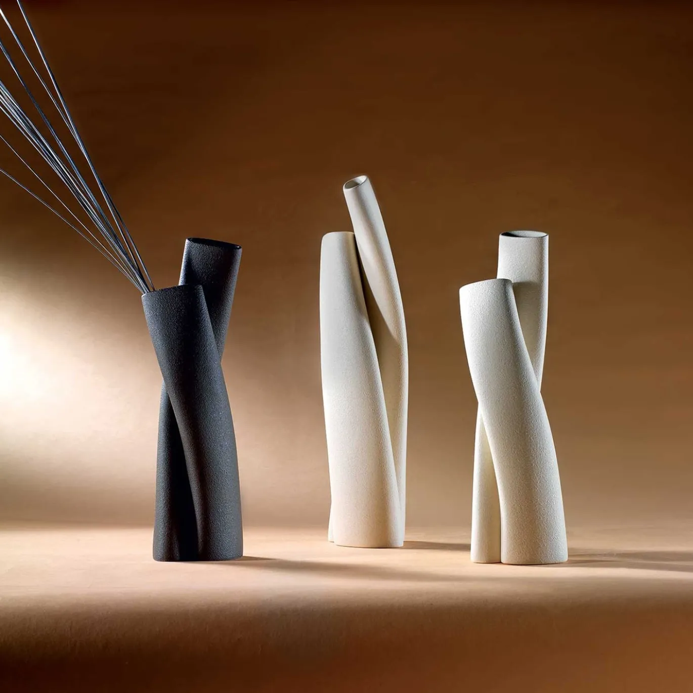 Vaso For Two #2 in Ceramica Bianca