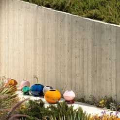 Vaso geometrico sfera in ceramica color miele