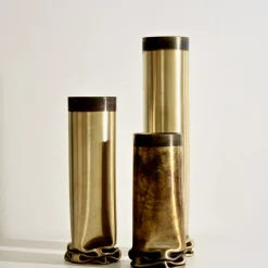Vaso grande in ottone caldo