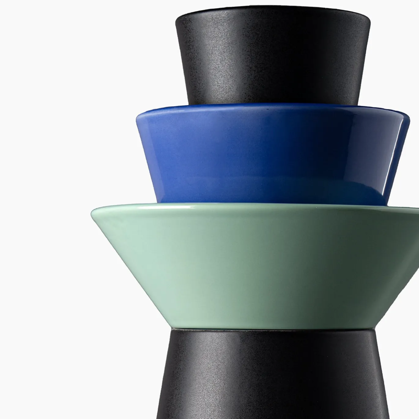 Vaso grigio, nero e verde di Marco Zannini
