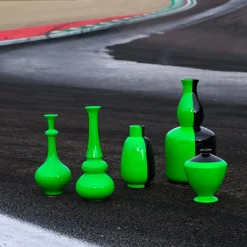 Vaso Grip Cromatico in ceramica verde fluo e nero intenso