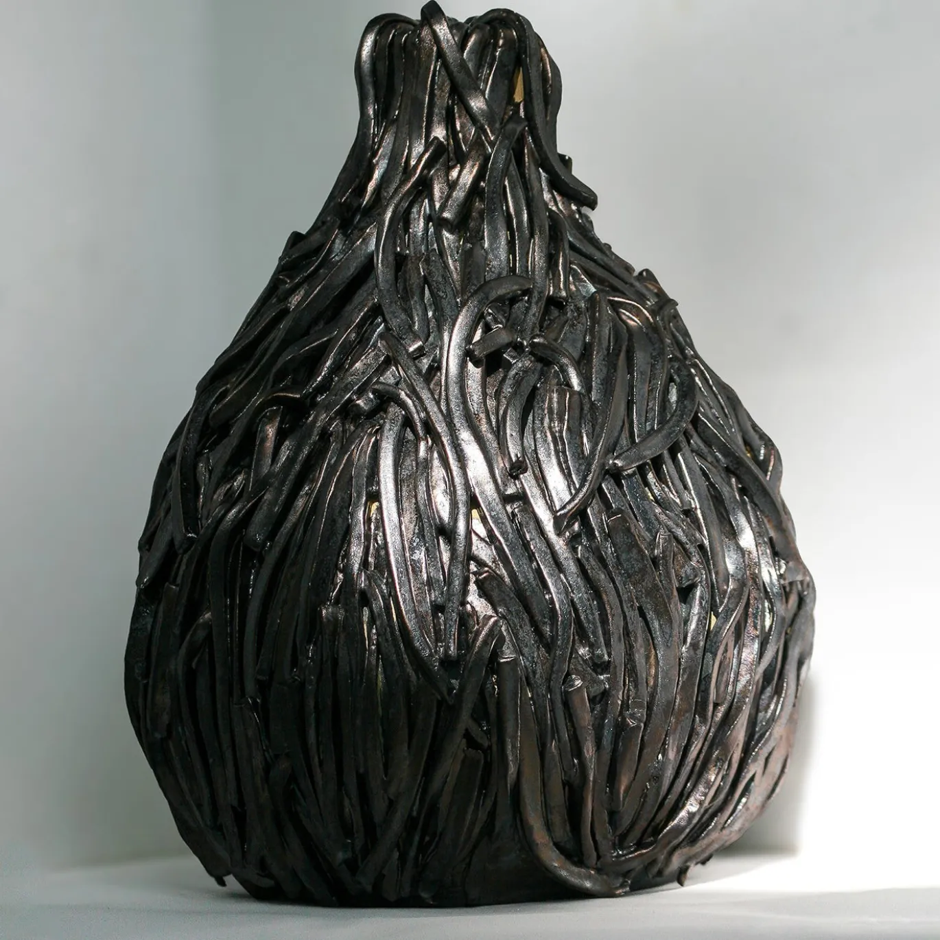 Vaso in ceramica a mosaico in argento-bronzo Serpentine