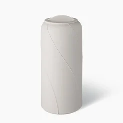 Vaso in Ceramica Bianca con Coperchio di Benjamin Humbert