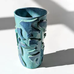 Vaso in ceramica in Bassorilievo Astrazioni